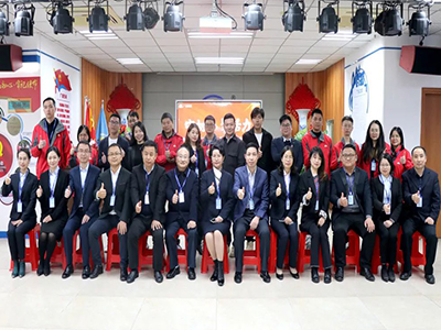 守初心 聚活力 创将来丨人生就是博官网集团2022 年度总结赞美大会圆满实现